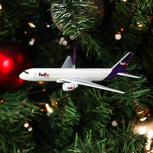 Video: FedEx Customers Furious As Deliveries Fail To Arrive By Christmas 