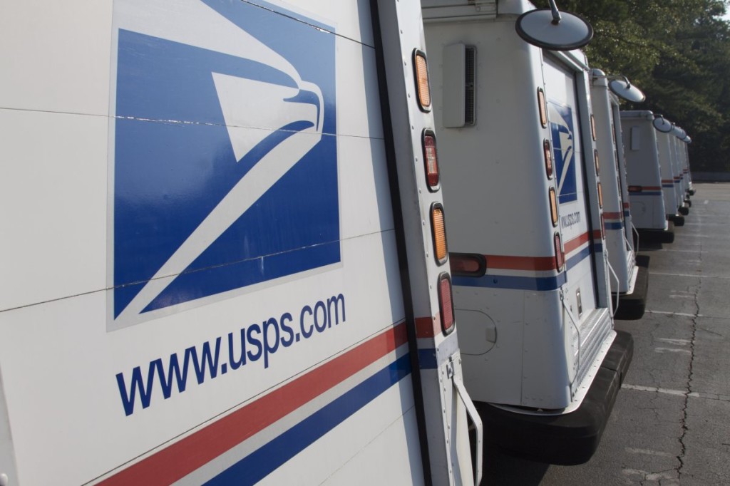 Video: Mail Carriers Stay Positive Through Busy Holiday Season Video: Mail Carriers Stay Positive Through Busy Holiday Season