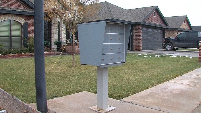 Video: Residents of Texas town say they are tired of fighting USPS for their mail