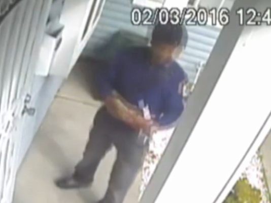 Sacramento resident catches fake postal worker on video