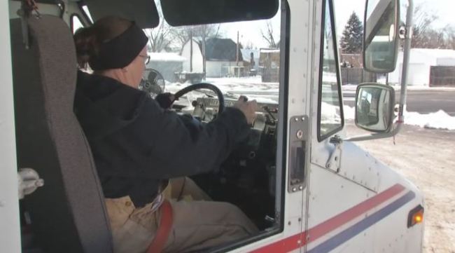 Video: Postal workers trudge through snow, navigate icy roads in central Ohio