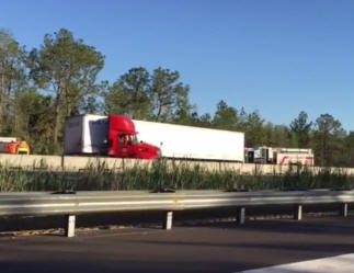 USPS semi crashes on I-4 West in Florida