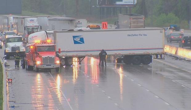I95+Crash+Postal+Service+Truck