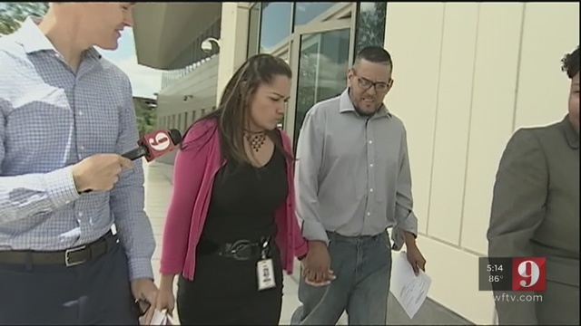 Video: Florida postal worker accused of stealing mail from his route