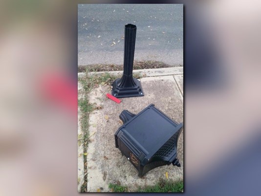 mailboxruined