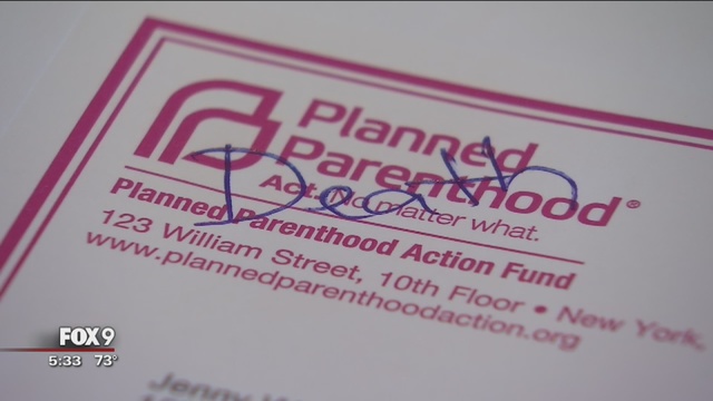Residents_receive_Planned_Parenthood