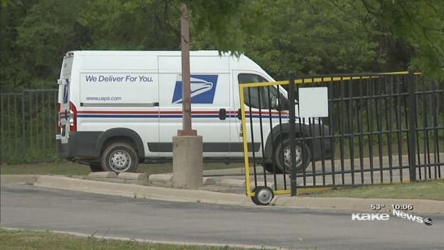 mailthrow418